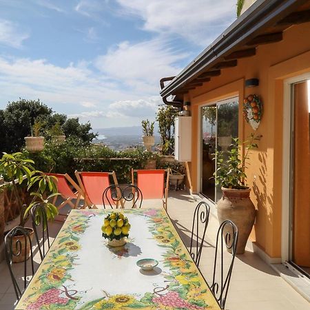 Le Terrazze Del Teatro Greco Villa Taormina Exterior foto