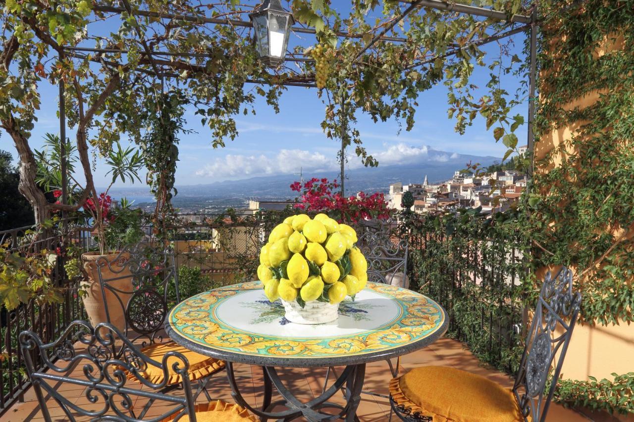 Le Terrazze Del Teatro Greco Villa Taormina Exterior foto