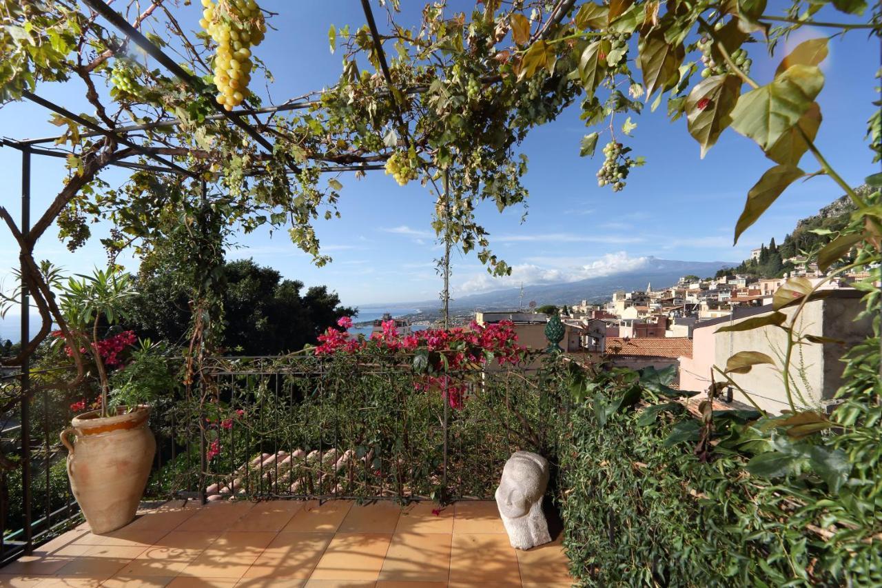 Le Terrazze Del Teatro Greco Villa Taormina Exterior foto